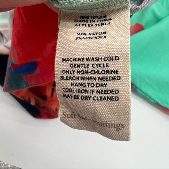 Soft Surroundings Floral Print Boxy Blouse – Size M – Colorful 3/4‎ Sleeve Top - Picture 5 of 11